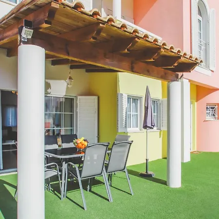 Charming With Private Pool